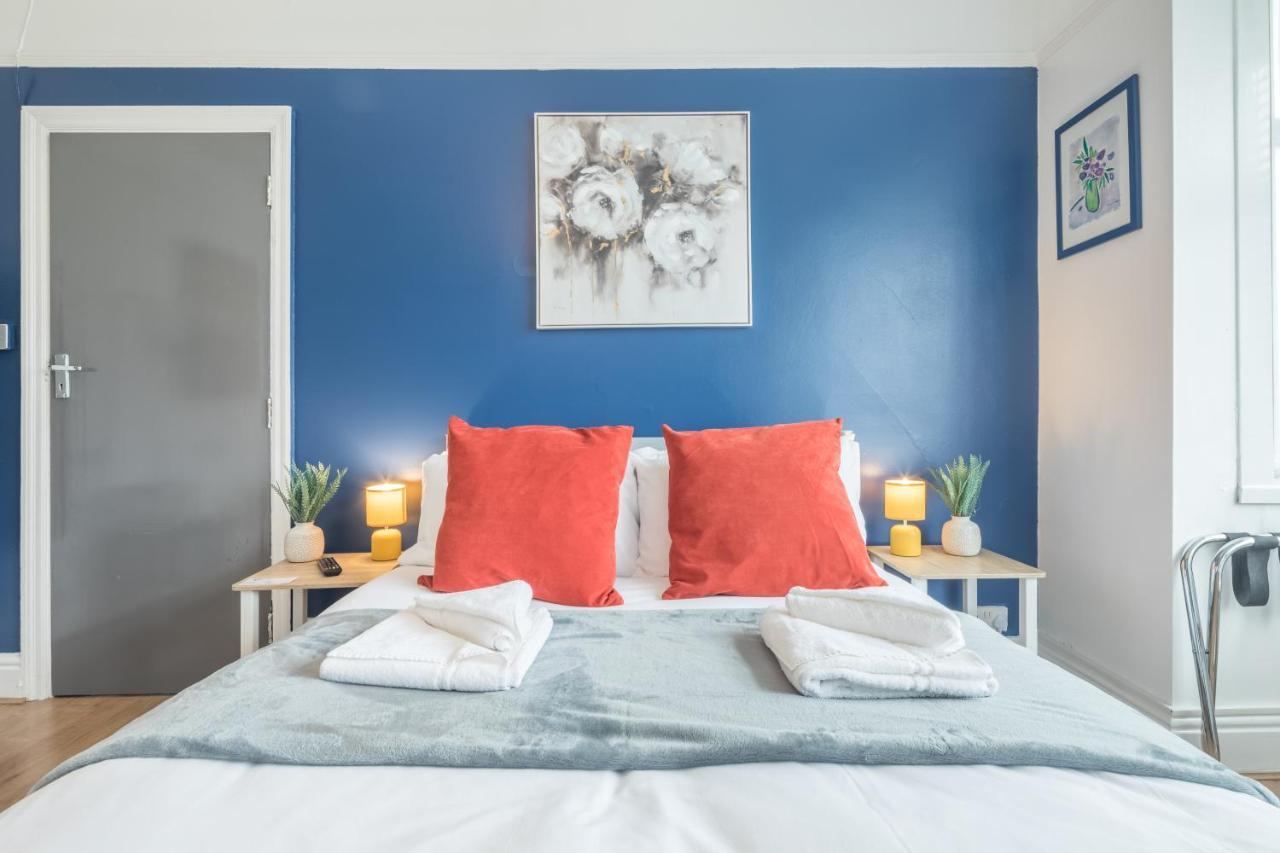 Private Room 4 With Kitchenette By Cb Stays No Minimum Stays CBG Exterior foto