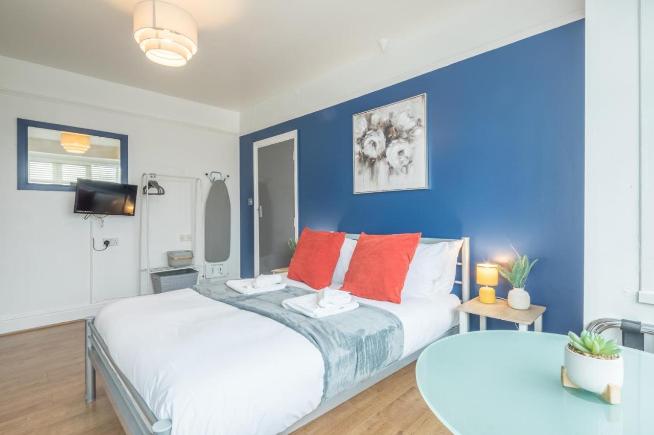Private Room 4 With Kitchenette By Cb Stays No Minimum Stays CBG Exterior foto